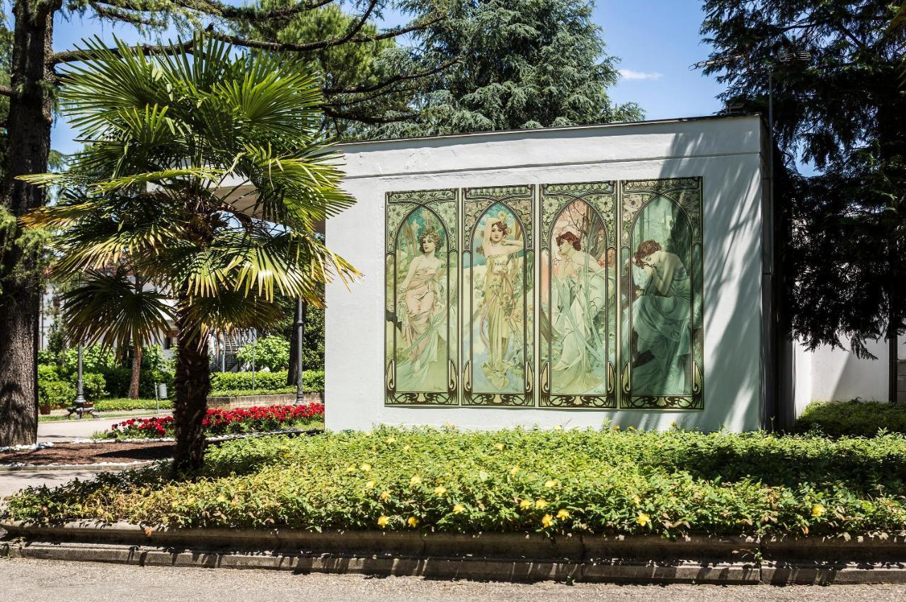 Grand Hotel Terme Riolo Terme Exterior photo